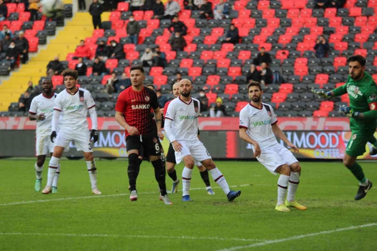 Spor Toto Süper Lig: Gaziantep Fk: 3 - Fatih Karagümrük: 1 (maç Sonucu)