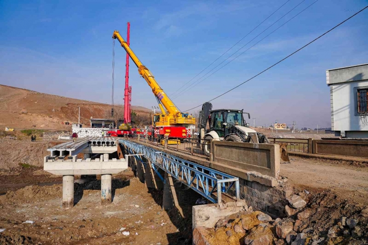 Eski Mardin Yolunda Çalışmalar Sürüyor