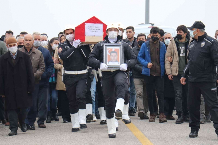 Silah Kazasında Hayatını Kaybeden Polis Son Yolculuğuna Uğurlandı