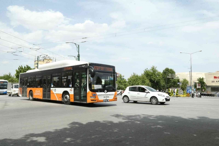 Gaziantep’te Toplu Taşımada Öğrenciye Zam Yok