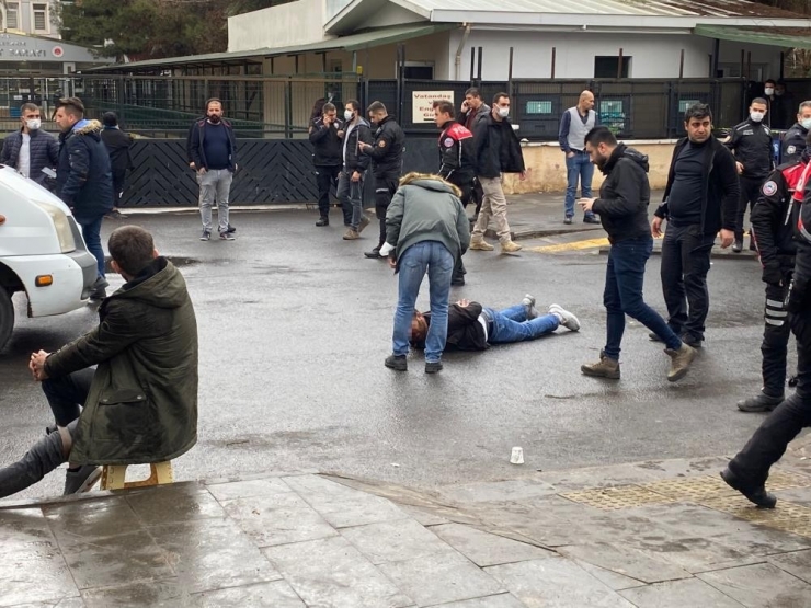 Diyarbakır Adliyesi Önündeki Kavgada 4 Kişi Tutuklandı