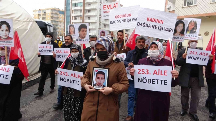 Diyarbakır’da Evlat Nöbetinde Olan Ailelerin Sayısı 253’e Yükseldi