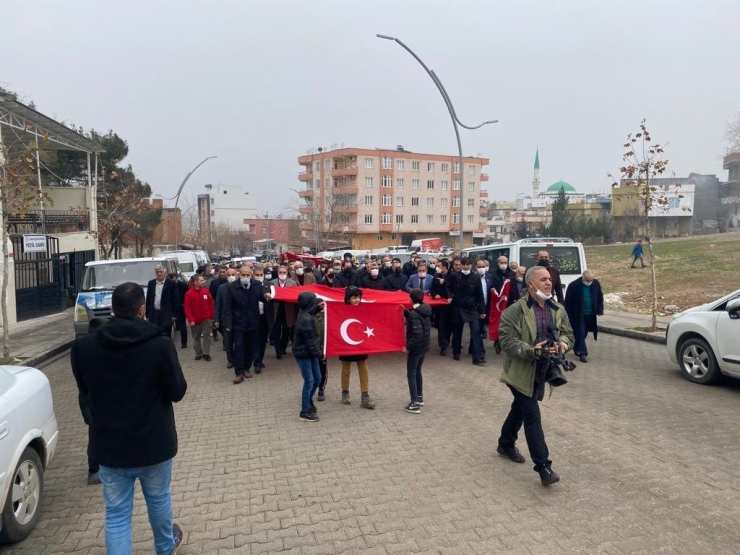 Diyarbakır’da 6 Yıl Önce Düzenlenen Terör Saldırısı Şehitleri Anıldı