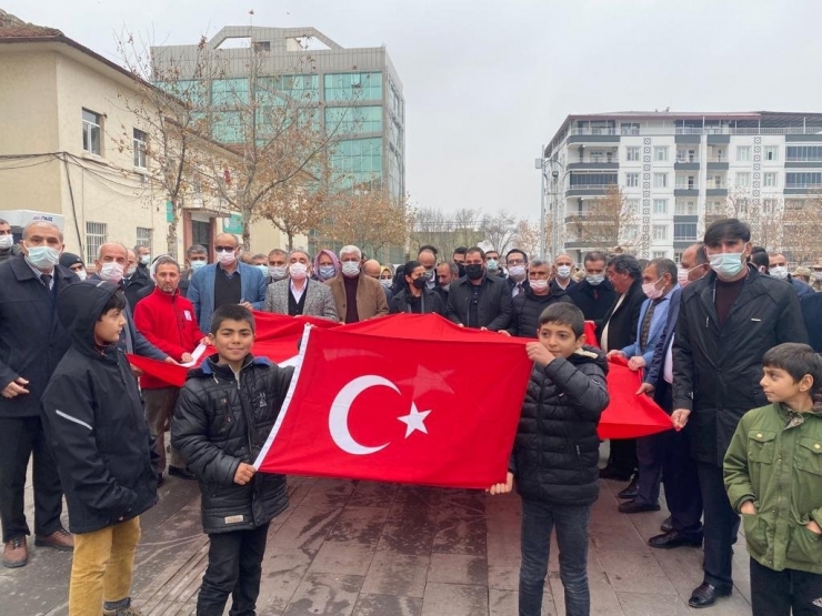 Diyarbakır’da 6 Yıl Önce Düzenlenen Terör Saldırısı Şehitleri Anıldı