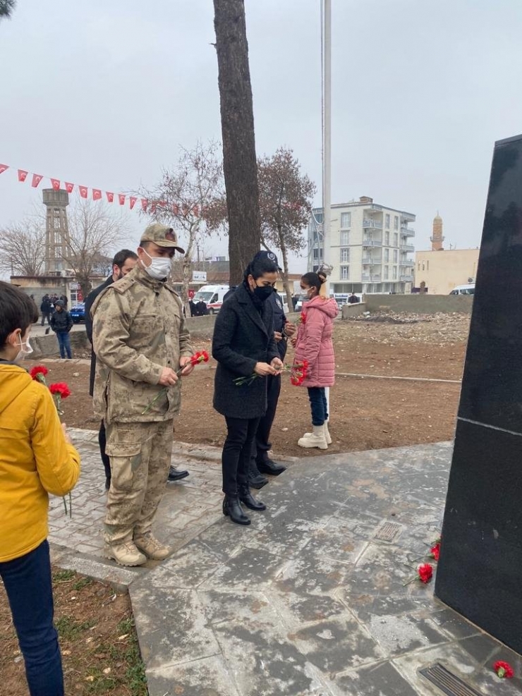 Diyarbakır’da 6 Yıl Önce Düzenlenen Terör Saldırısı Şehitleri Anıldı