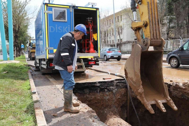 Diyarbakır’da 21 Bin 332 Metre İçme Suyu Şebeke Hattı Döşendi