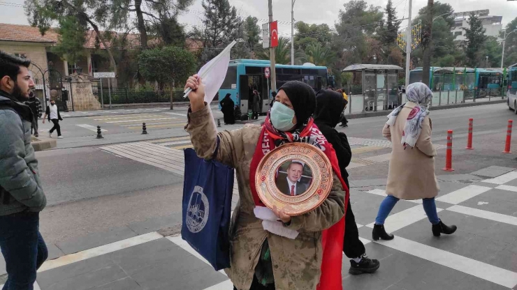 Cumhurbaşkanı Sevgisi Yollara Düşürdü