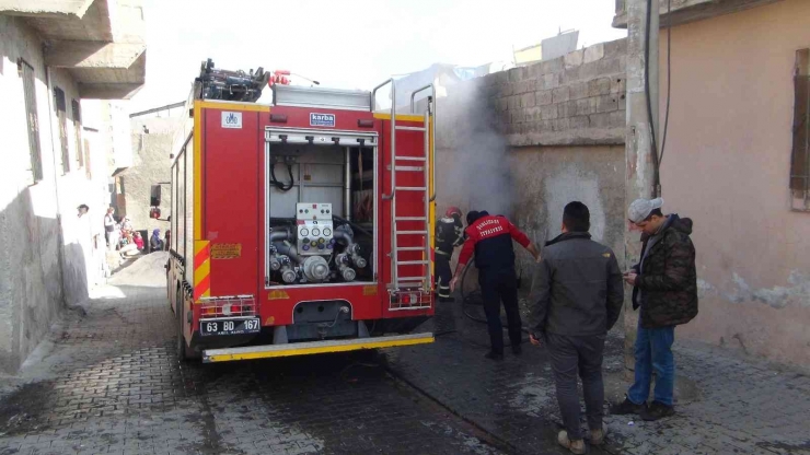 Şanlıurfa’da Mesken Yangını Korkuttu