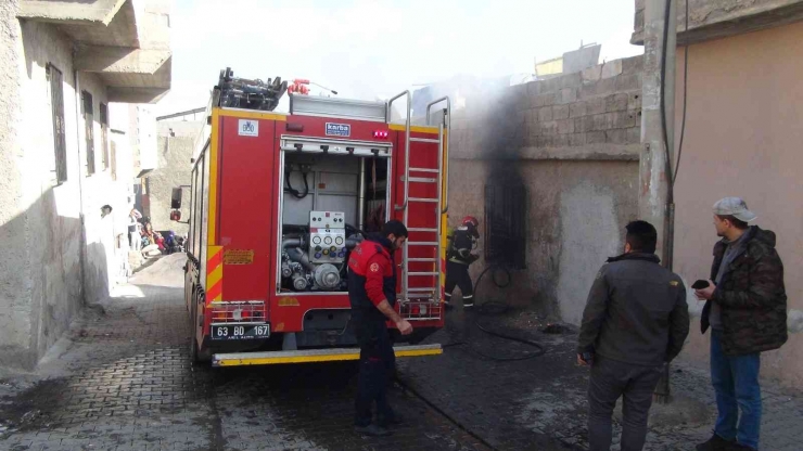 Şanlıurfa’da Mesken Yangını Korkuttu