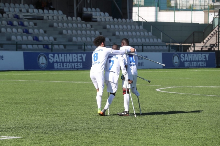 Şahinbey Ampute Kendi Evinde Galip: 2-0