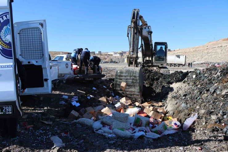 Şanlıurfa’da Satışa Hazır 6 Ton Küflenmiş Hurmaya El Konuldu