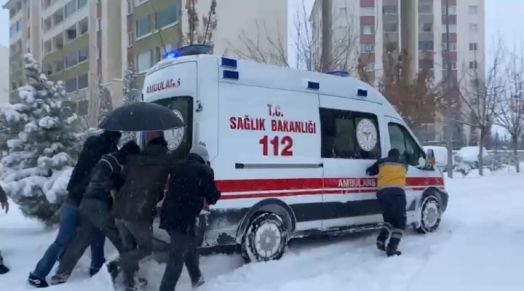 Diyarbakır Kara Teslim, Araçlar Yollarda Kaldı