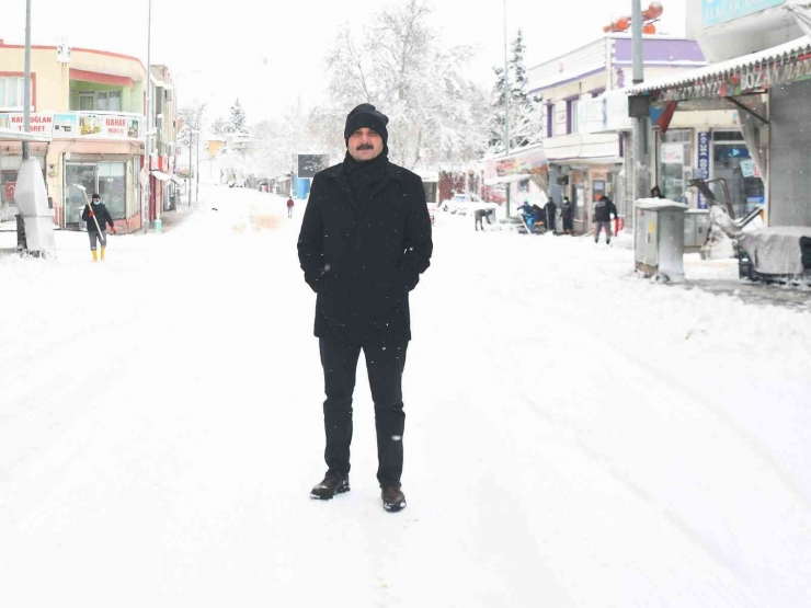 Başkan Doğru, Kar Temizleme Çalışmalarını Yerinde İnceledi