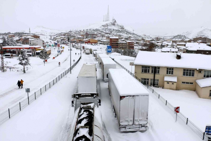 Hekimhan Ve Arguvan’da Kar Etkili Oldu