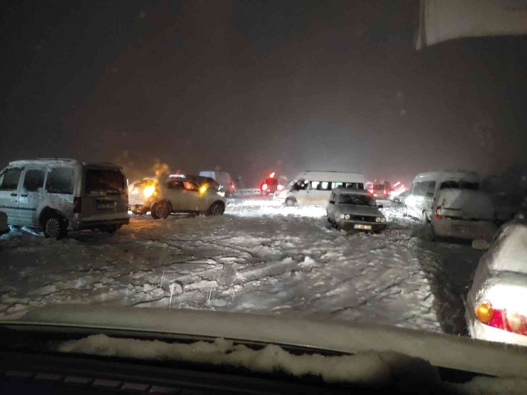 Malatya’da Kar Ulaşımı Olumsuz Etkiledi