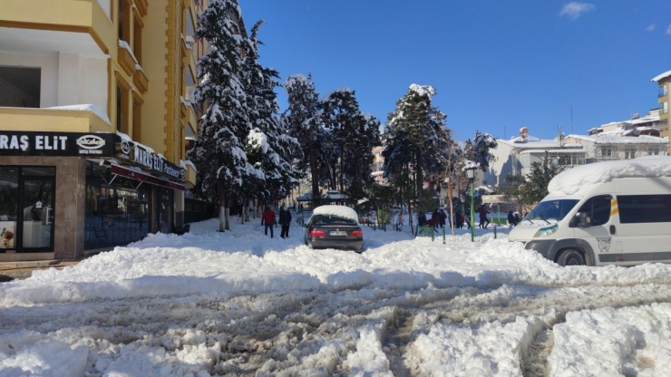 Gaziantep’te Kar Yağışı Yerini Güneşe Bıraktı