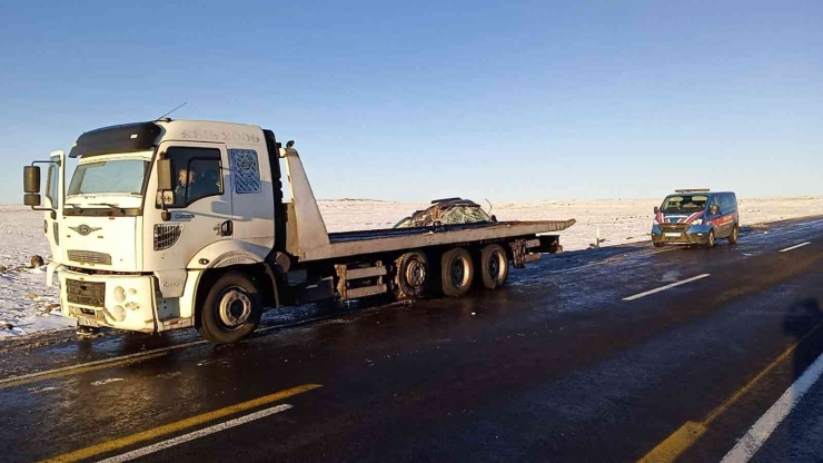 Tunuvadan Dönen Öğrencilerin Servisi Devrildi: 11 Yaralı