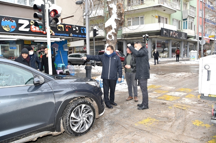 Başkan Gürkan, Karla Mücadele Çalışmalarını İnceledi