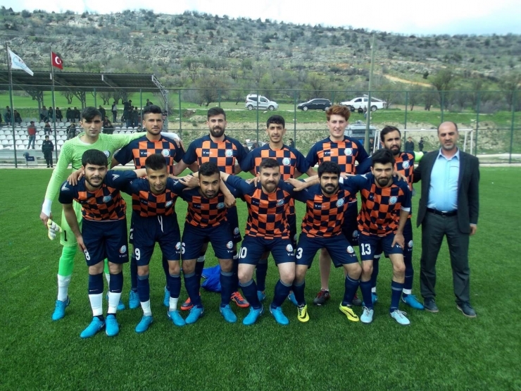 Dicle Gençlikspor’un Yetenekli Kalecisi Serhat Acar Ameliyat Geçirdi