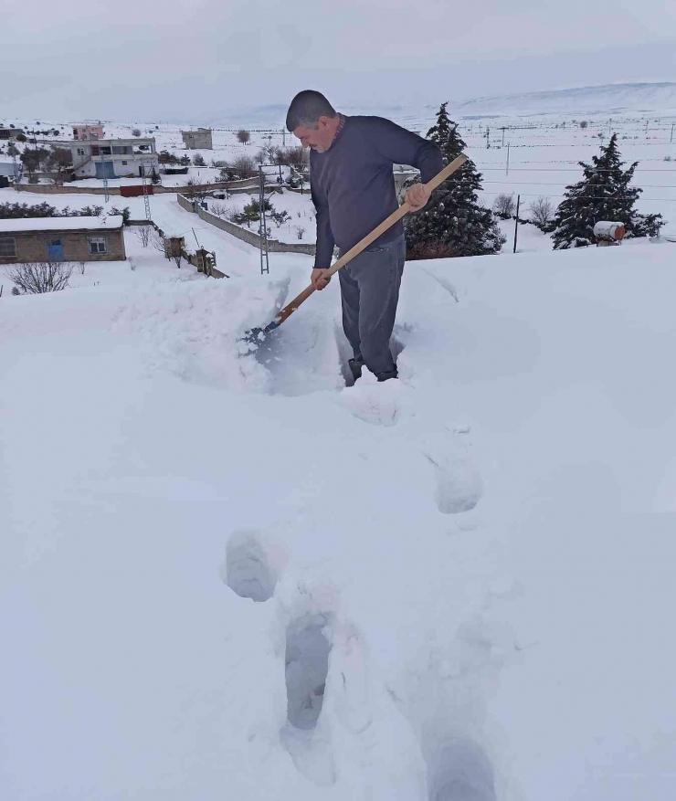 Kar Araban’da Hayatı Olumsuz Etkiliyor