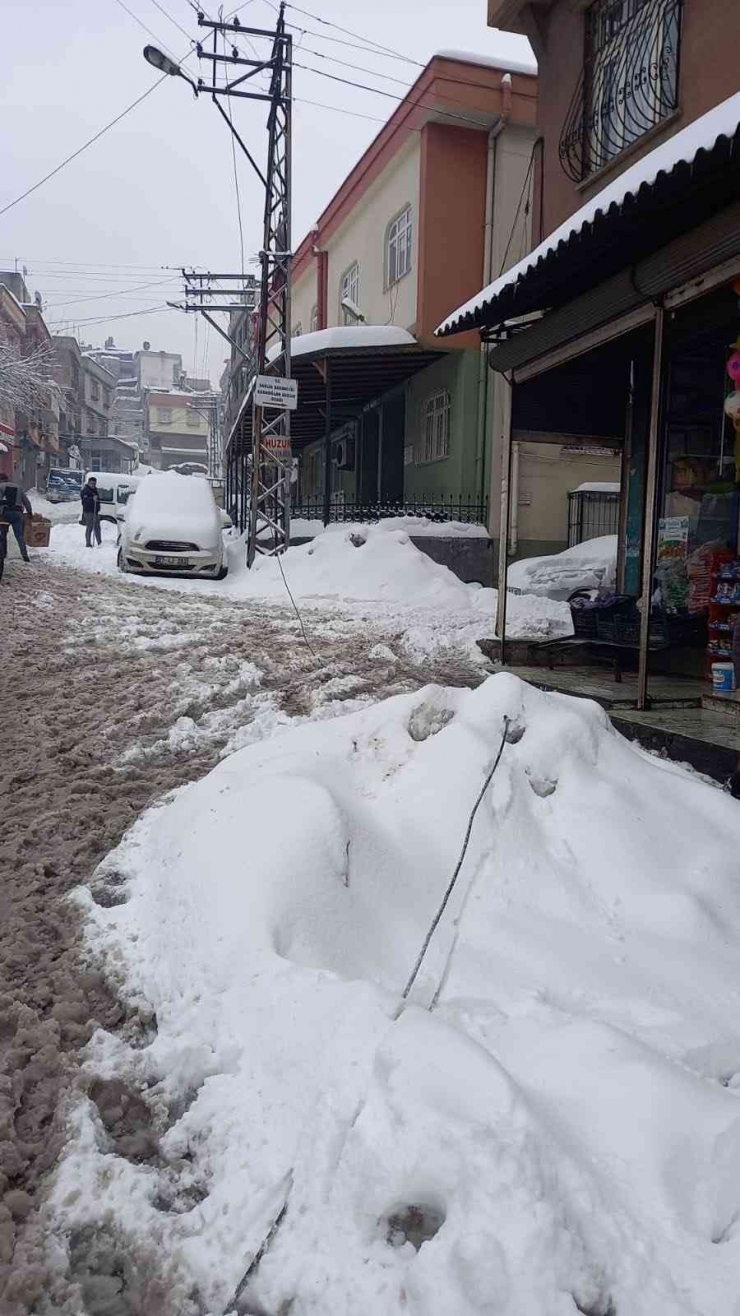 Ekmek Almak İçin Evden Çıktı Komalık Oldu