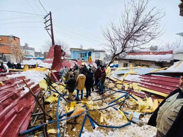 Adıyaman’da Çatı Çöktü: 1 Ölü, 1 Yaralı