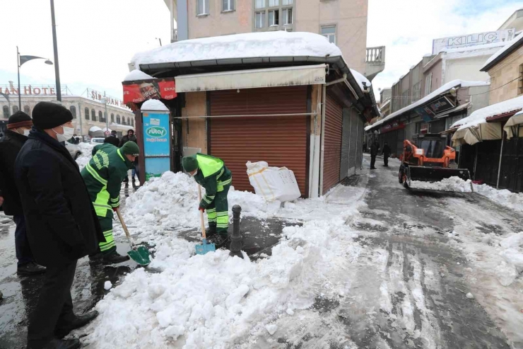 Esnaftan Başkan Tahmazoğlu’na Teşekkür