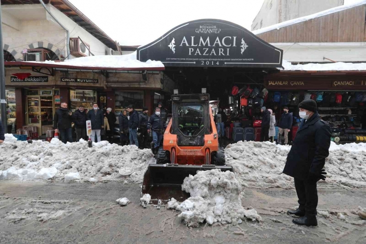 Esnaftan Başkan Tahmazoğlu’na Teşekkür