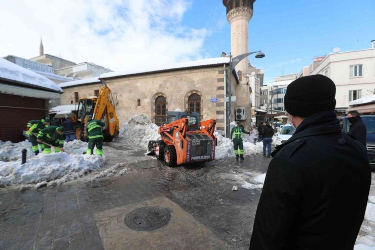 Esnaftan Başkan Tahmazoğlu’na Teşekkür