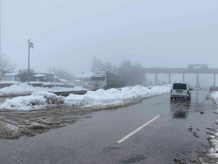 Tag Otoyolu Çift Yönlü Trafiğe Açıldı