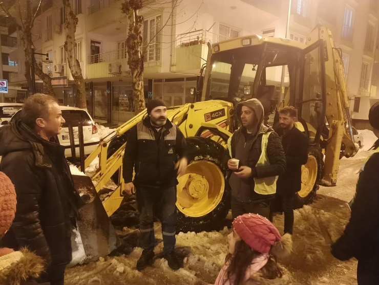 Adıyaman Belediyesi Kapalı Yolun Kalmadığını Duyurdu