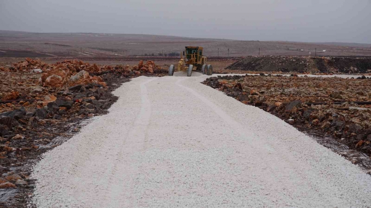 Haliliye Belediyesinden İki Kırsal Mahallede Yol Çalışması