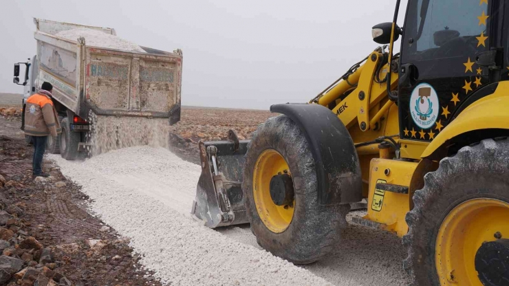 Haliliye Belediyesinden İki Kırsal Mahallede Yol Çalışması