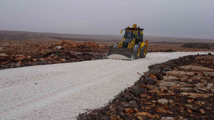 Haliliye Belediyesinden İki Kırsal Mahallede Yol Çalışması