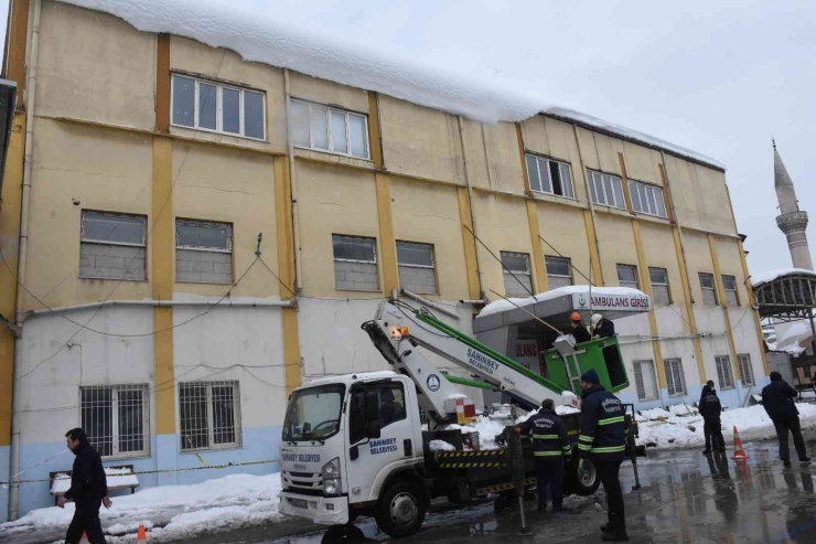 Şahinbey Belediyesi’nden Kamu Binalarına Destek