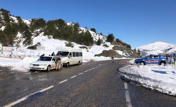 Düzensiz Göçmenlere Yönelik Huzur Uygulaması Gerçekleştirildi