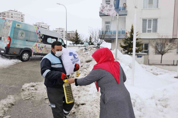 Şehitkamil’deki İhtiyaç Sahibi Aileler İhmal Edilmedi