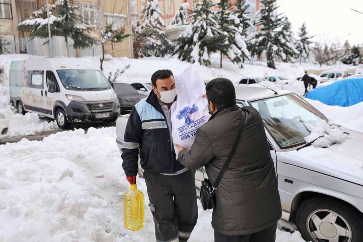 Şehitkamil’deki İhtiyaç Sahibi Aileler İhmal Edilmedi