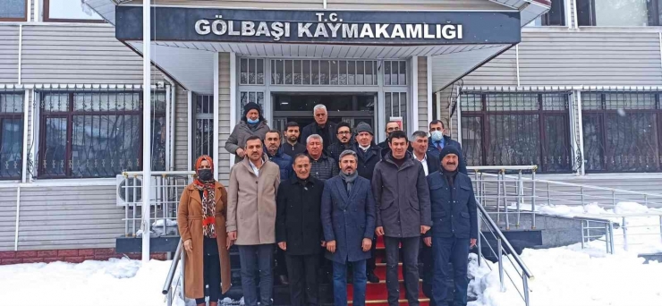 Milletvekili Aydın, Gölbaşı’da Kardan Zarar Gören Vatandaşlarla Bir Araya Geldi