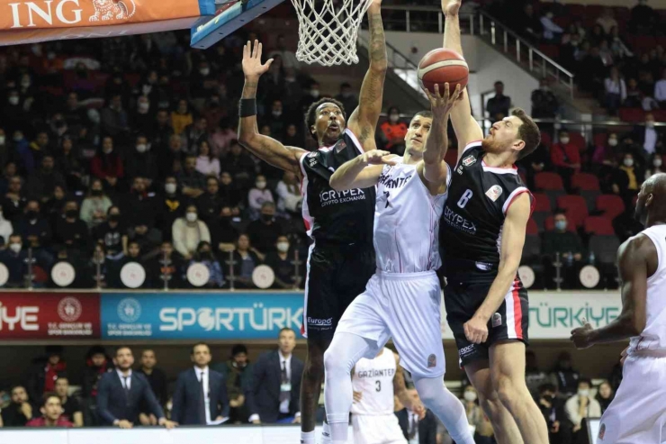 Ing Basketbol Süper Ligi: Gaziantep Basketbol: 82 - Beşiktaş: 77