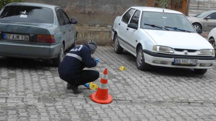 Hasta Ziyaretinde Silahlı Kavga: 3 Yaralı