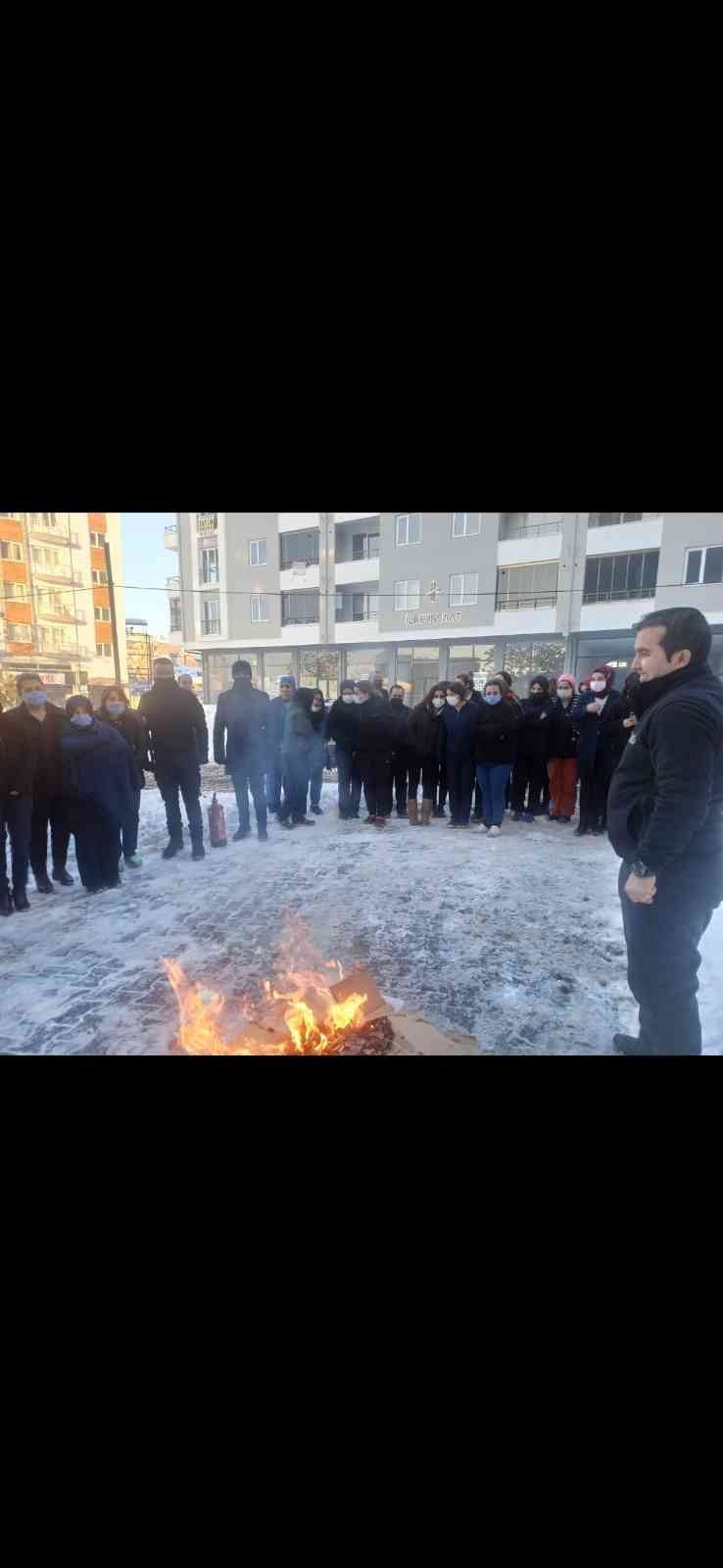 Sağlık Çalışanlarına Afet Tatbikatı