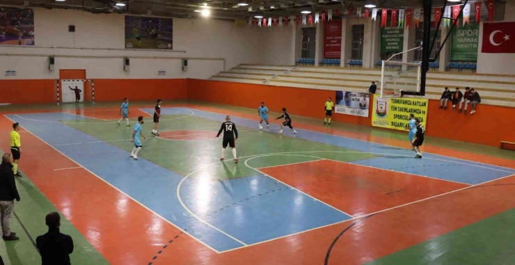 Şanlıurfa’da Kurumlar Arası Futsal Turnuvası Başladı