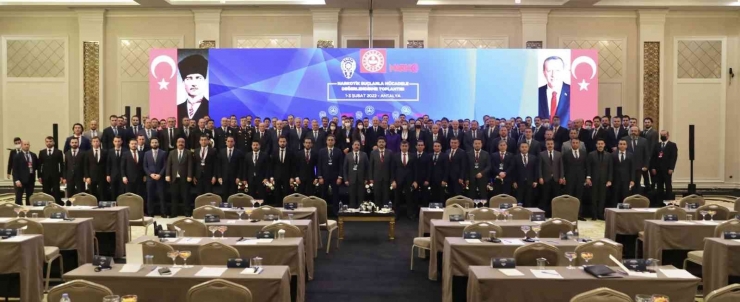 Diyarbakır Emniyeti ‘narko-alan 2.0’ Birincilik Ödülünü Bakan Soylu’nun Elinden Aldı