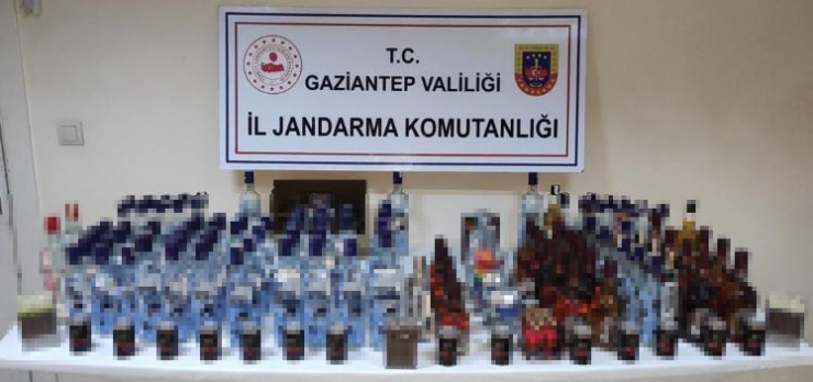 Gaziantep’te 135 Litre Sahte Alkol Ele Geçirildi