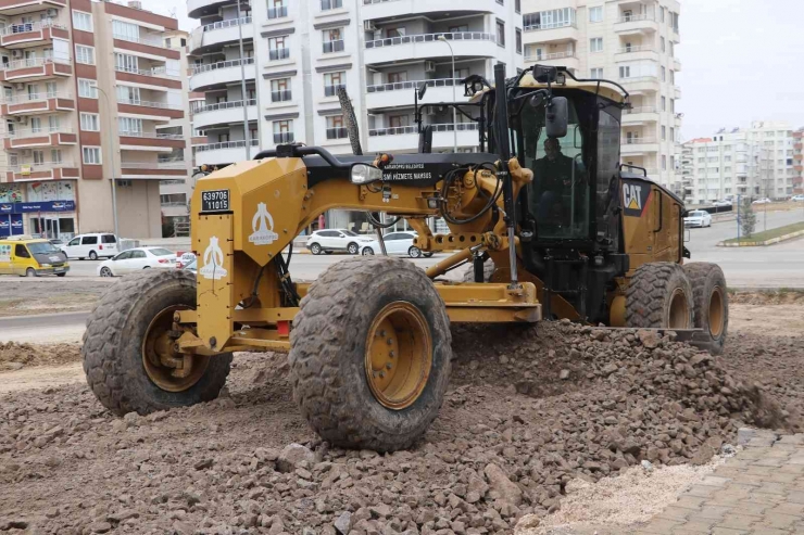 Karaköprü’de Üst Yapı Çalışmaları Sürüyor