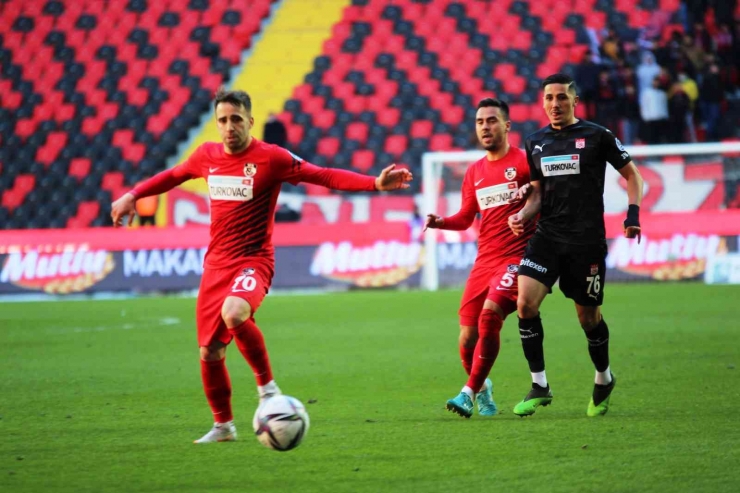 Spor Toto Süper Lig: Gaziantep Fk: 5 - Dg Sivasspor: 1 (maç Sonucu)