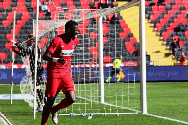 Spor Toto Süper Lig: Gaziantep Fk: 3 - Dg Sivasspor: 1 (ilk Yarı)