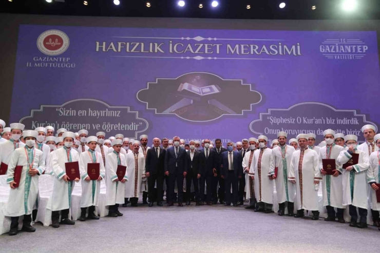 Şahinbey Kongre Ve Sanat Merkezi 200 Hafızı Ağırladı