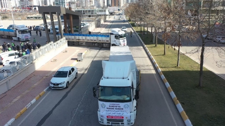 Şanlıurfa’dan Suriye’ye 7 Tır Yardım Malzemesi Gönderildi